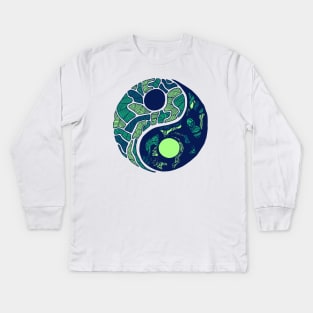 Ngreen Abstract Yin Yang Kids Long Sleeve T-Shirt